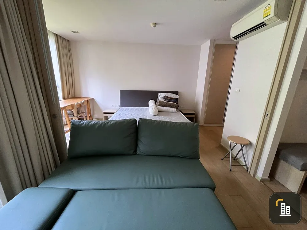 For sale or rent: Liv@49, 4th floor unit, 45 sq m. Spacious and comfortable living area. Book now!