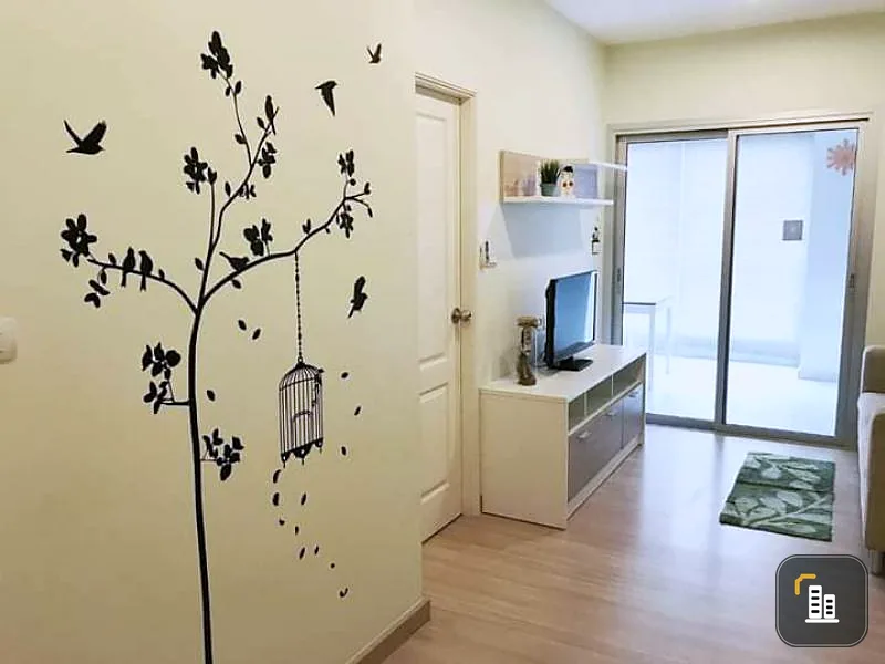 For sale Centric Scene Ratchavipha Condo, city view and swimming pool.