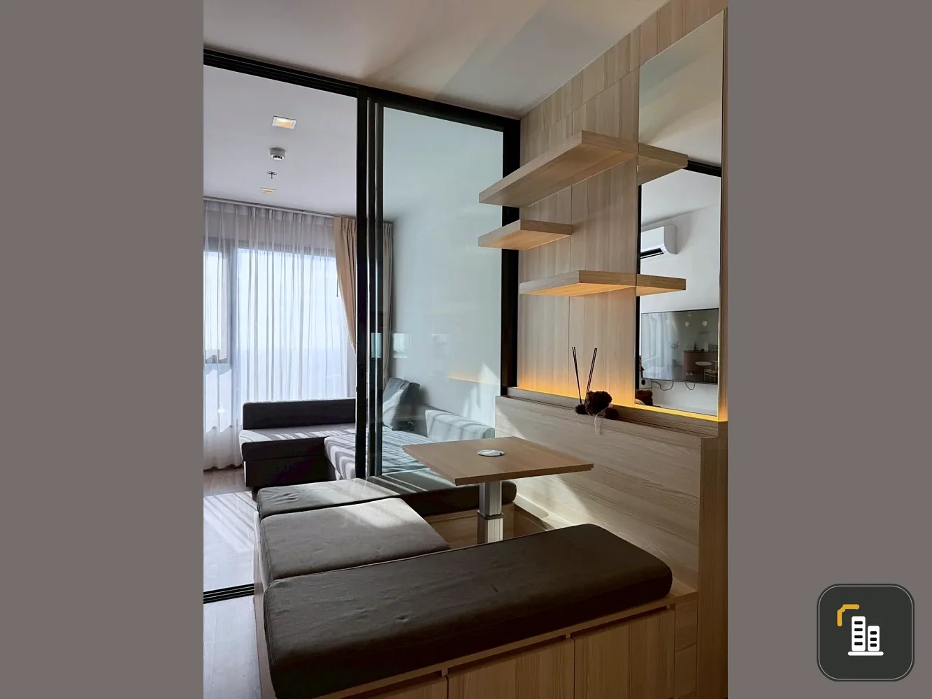 Selling Life Ladprao Valley, 41st floor. A lovely, fully furnished unit. Interested in owning one? Book now!