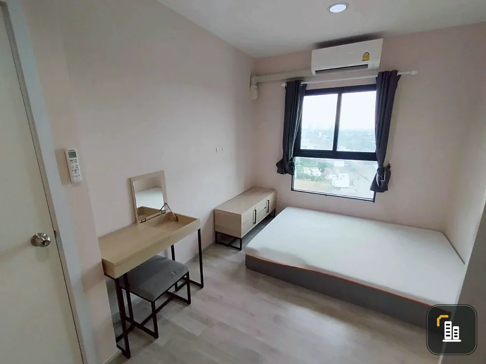 Plum Condo Central Station for rent. Ready to move in, high floor, fully furnished with appliances. Book now!