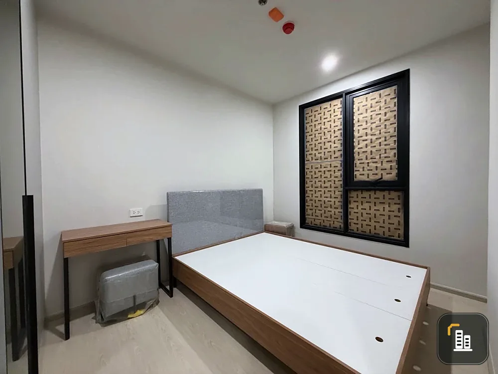 NUE Riverest Ratchaburana, 2 Bedroom unit, spacious frontage, 9th floor. This riverfront unit offers stunning river views from every angle. Book now!