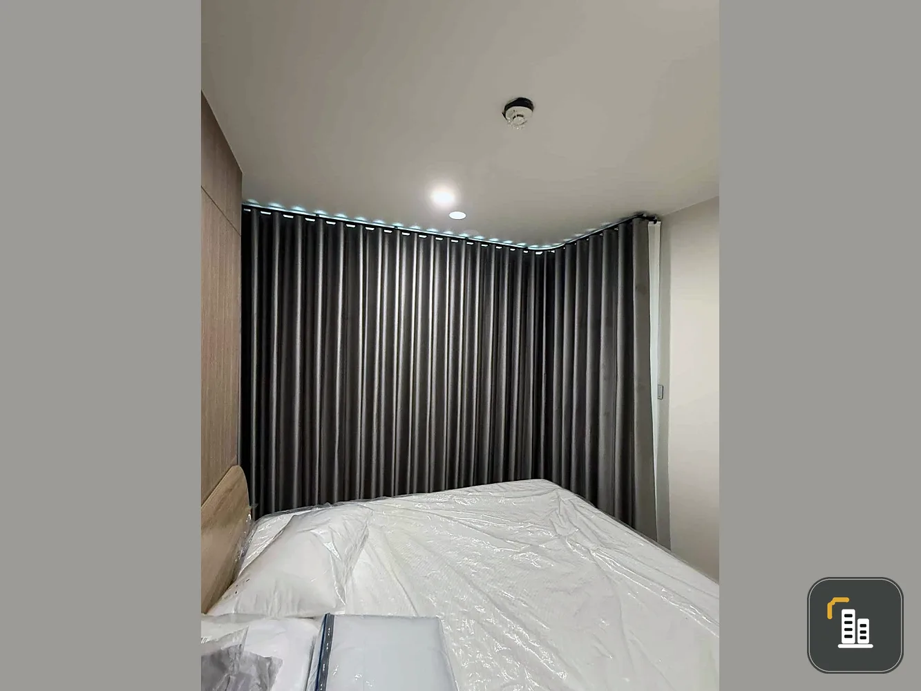 Selling The Series Udomsuk 29, 1 bedroom unit with spacious living area, great location, and complete amenities. Don't miss out!