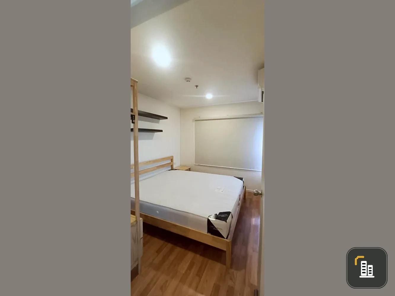 For rent: Lumpini Ville Suksawat-Rama 2 condo, corner unit with Chao Phraya river view, 24th floor, fireworks view available. Special price! Book now!