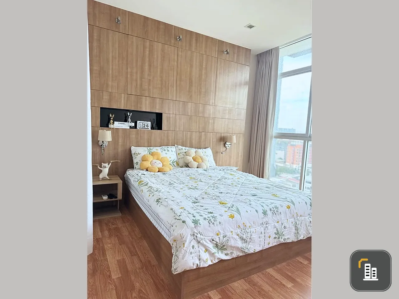 For rent: The Coast Bangkok condo, 1 bedroom with bathtub, 44.5 sq m, fully furnished and ready to move in.