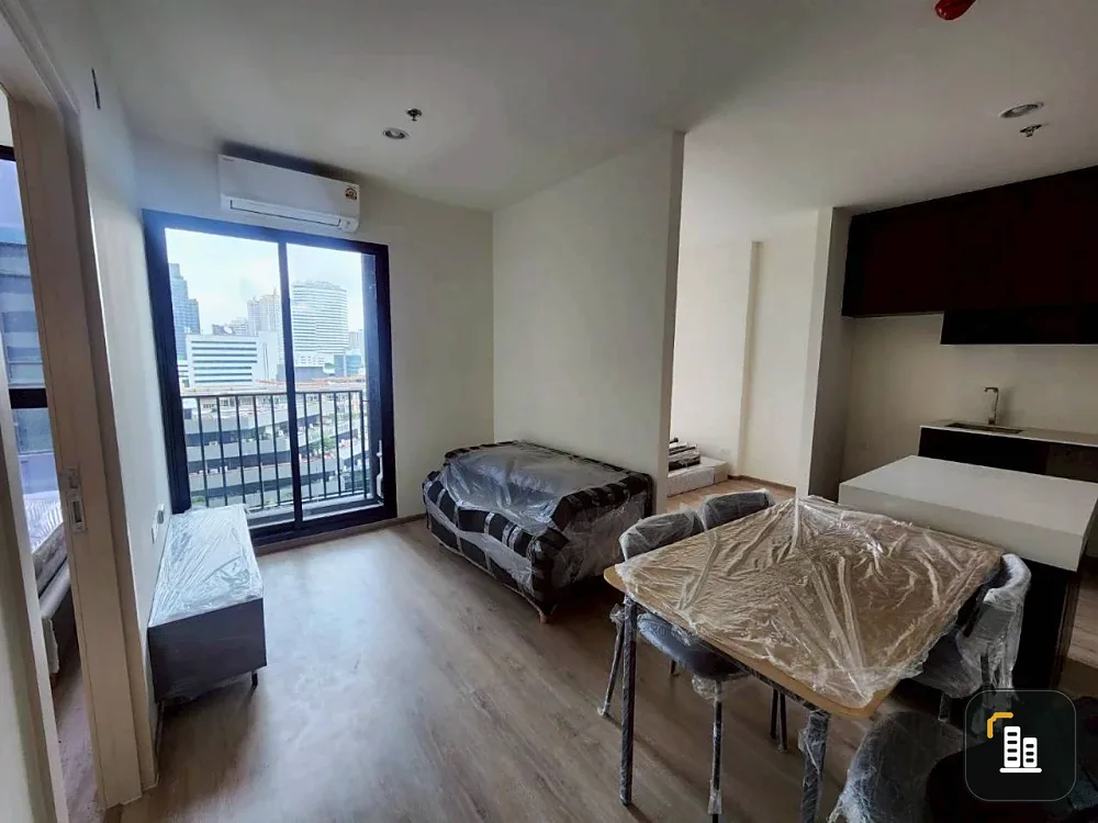 For rent or sale: Nue District R9 Rama 9. Large, comfortable rooms with ample living space. Don't miss out!