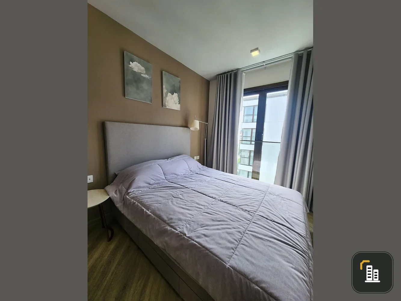 For rent: Chapter Thonglor 25, 6th floor, corner unit, pool view, fully furnished, very livable. Book now!