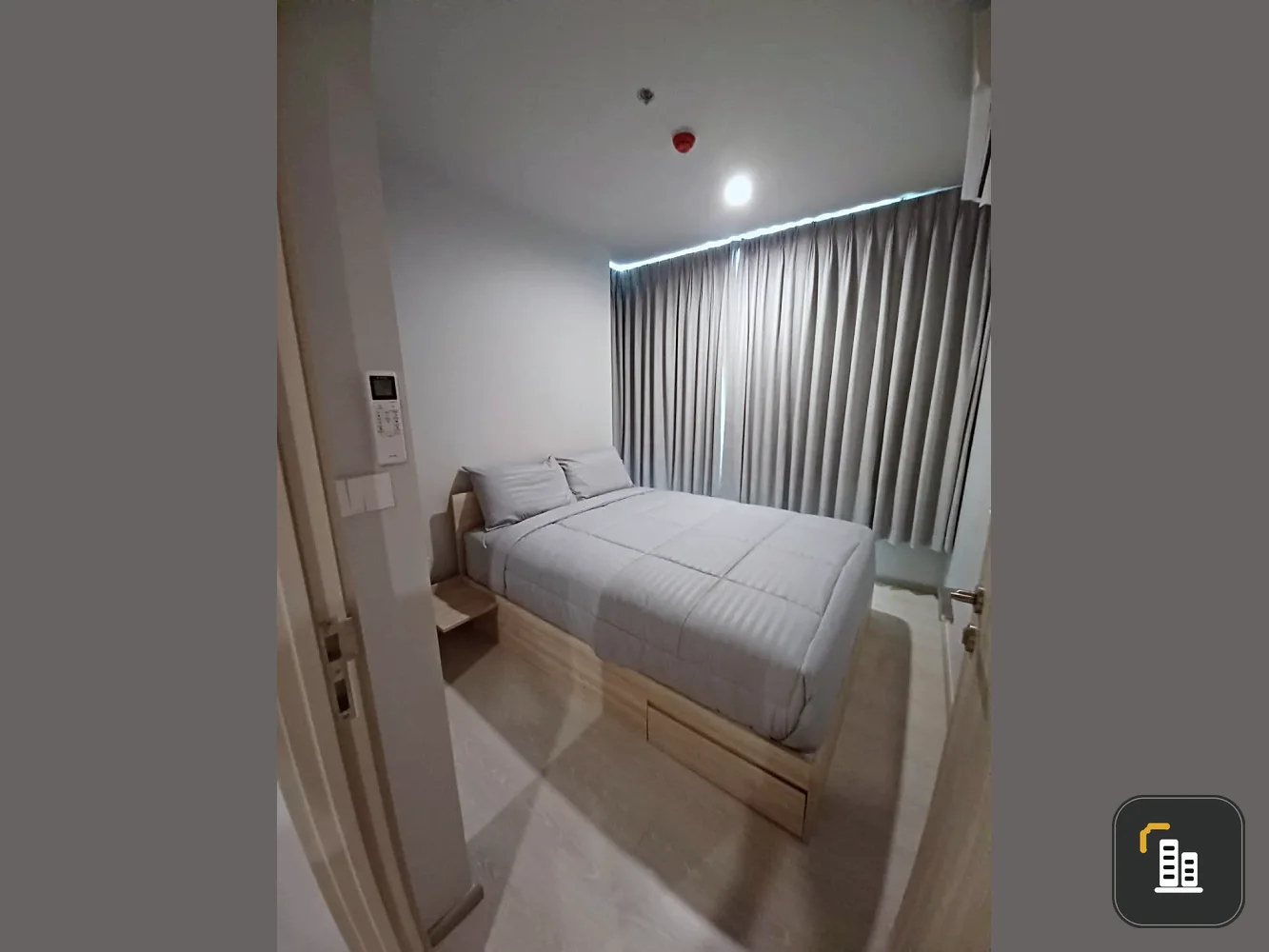 Condo for rent, Nue Mega Plus Bangna. Spacious room with ample living space, 11th floor, overlooking Mega Bangna mall. Book now!