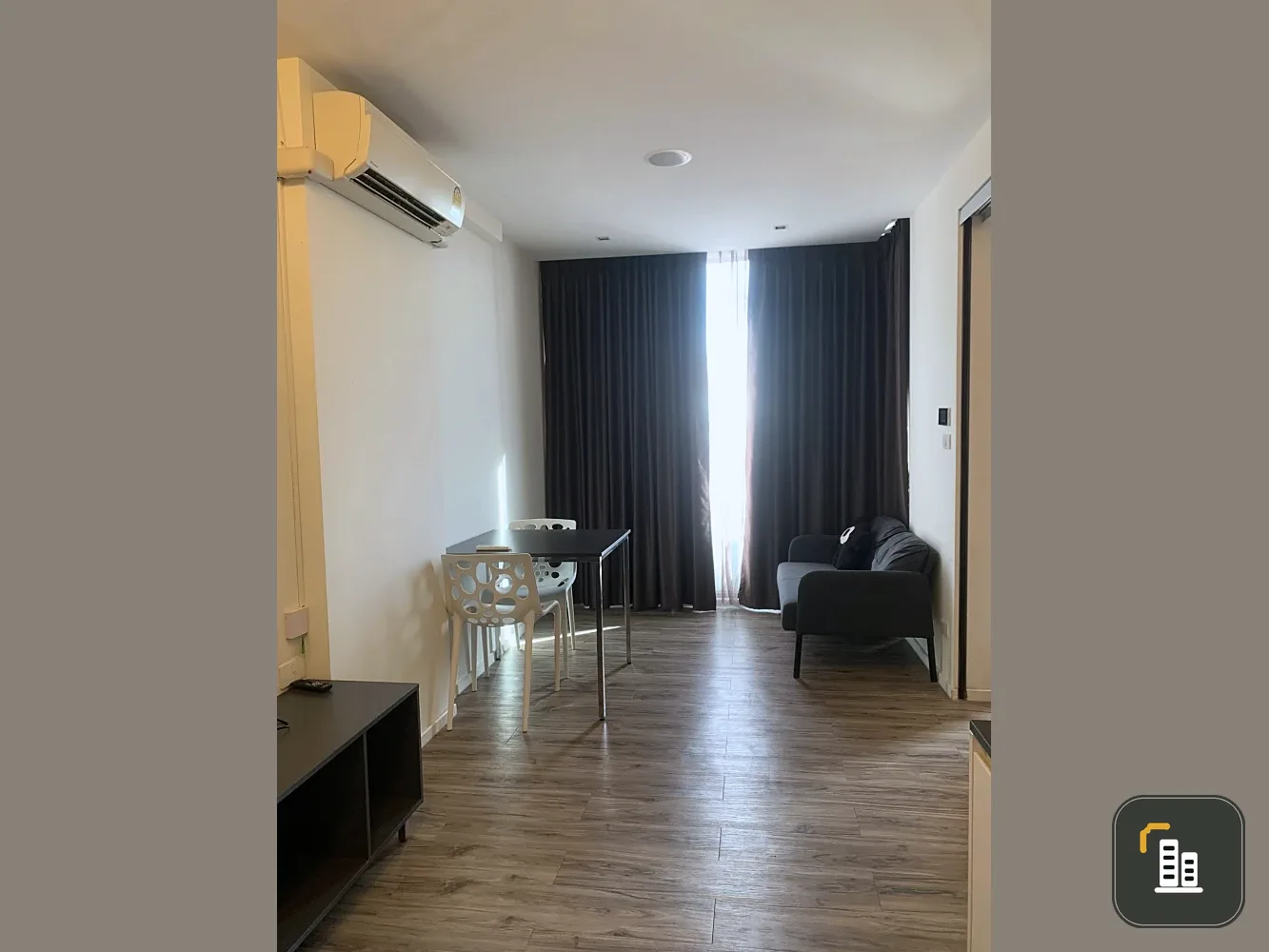 For rent: Parque Phutthabucha 48, 6th floor, fully furnished unit, very livable. Book now! Limited time offer!