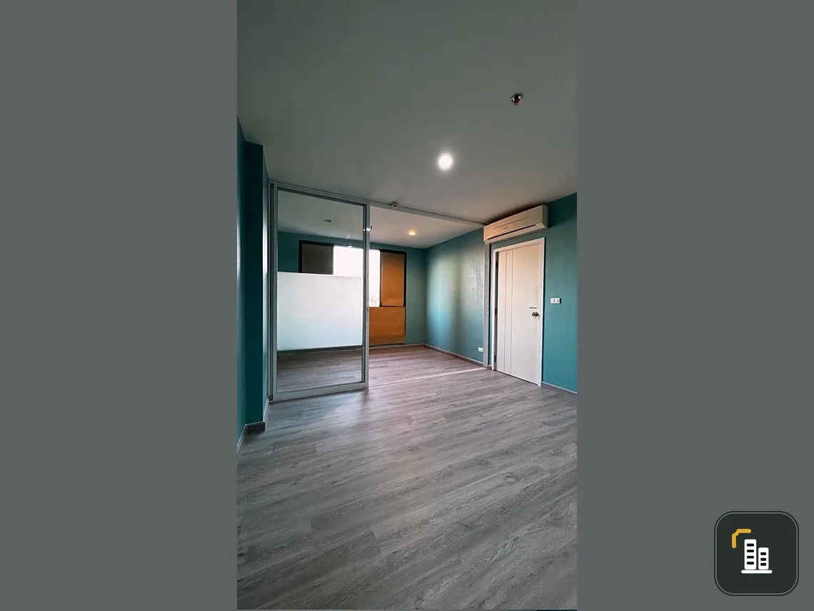 The Tree Interchange condos for sale. Features include a digital door lock, 2.5m high ceilings, and unobstructed city views. Book now!
