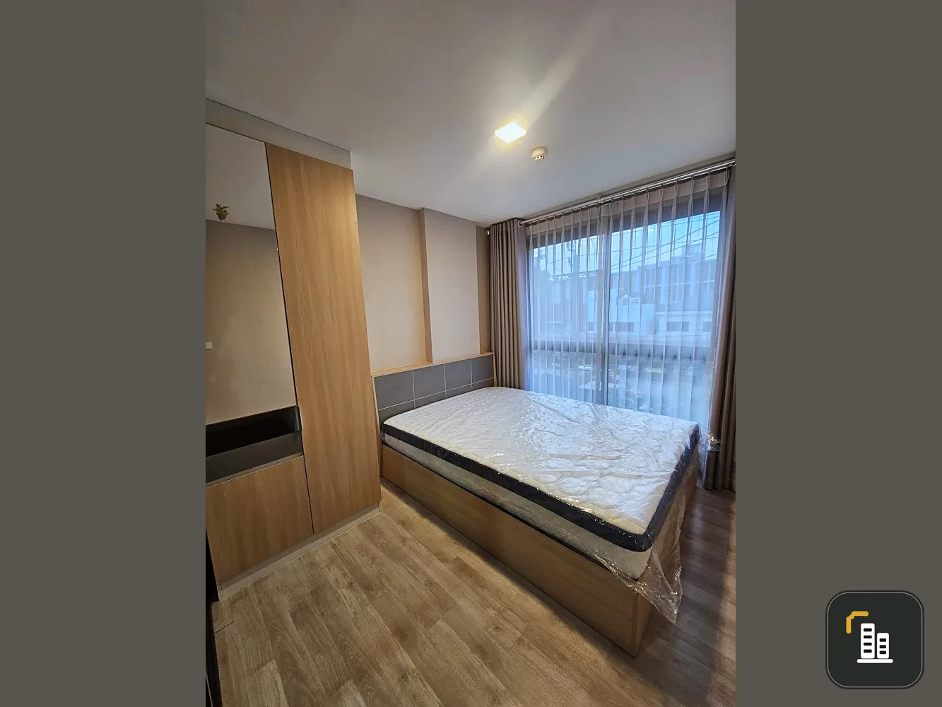 For sale: Maxxi Ratchayothin-Phahonyothin 34. Prime location, convenient living. 1 bedroom, 1 multipurpose room. Book now!