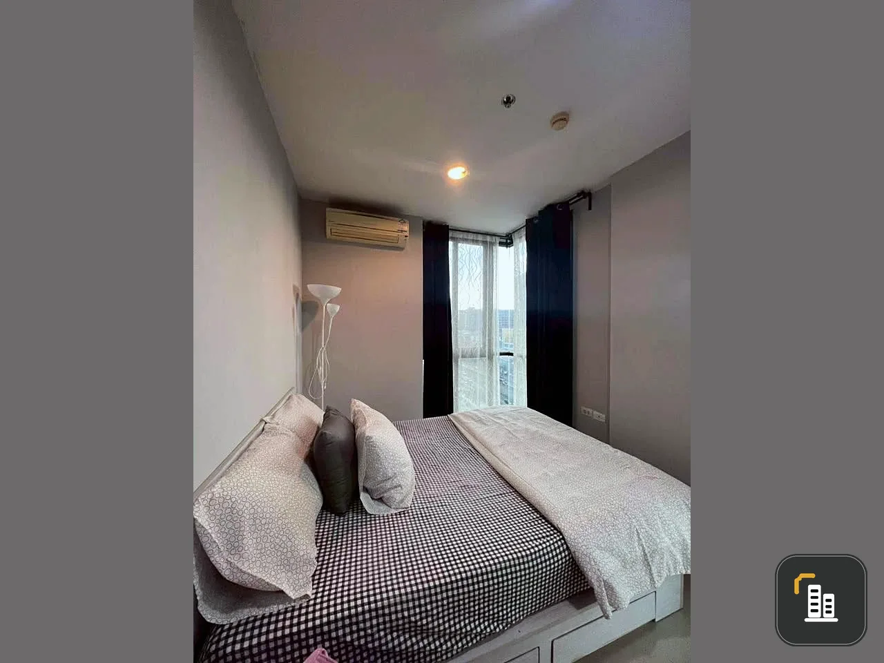 Selling Ideo Ratchada-Huaykwang condo, ready to move in. Just bring your bags! Book now before it's too late!