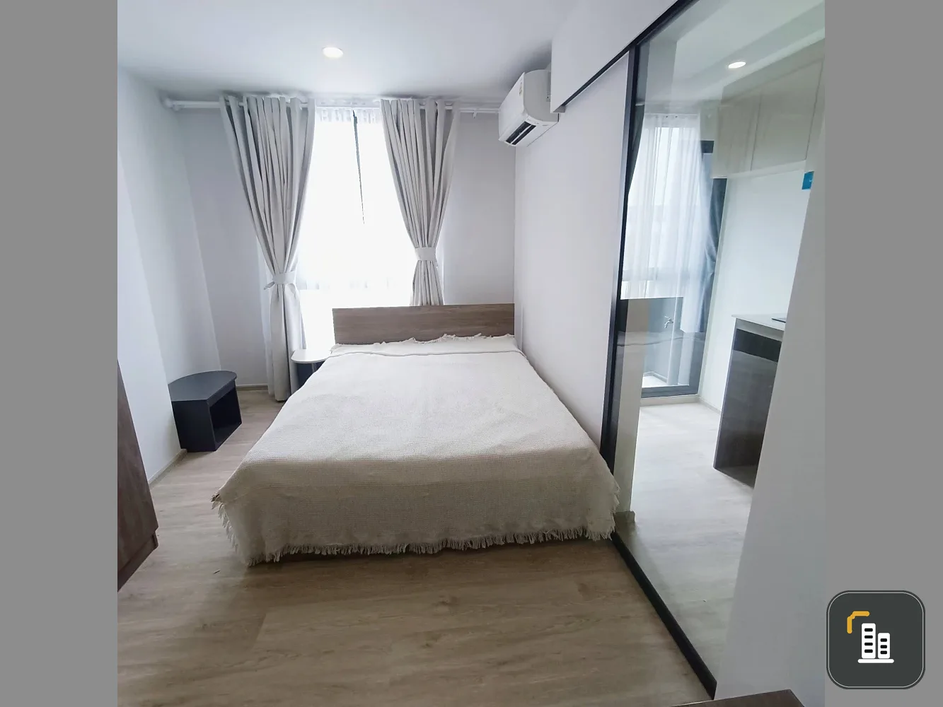 Selling rent a unit at Nue Core Khu Khot Station, 6th floor. High-quality built-in furniture and complete amenities. Book now!