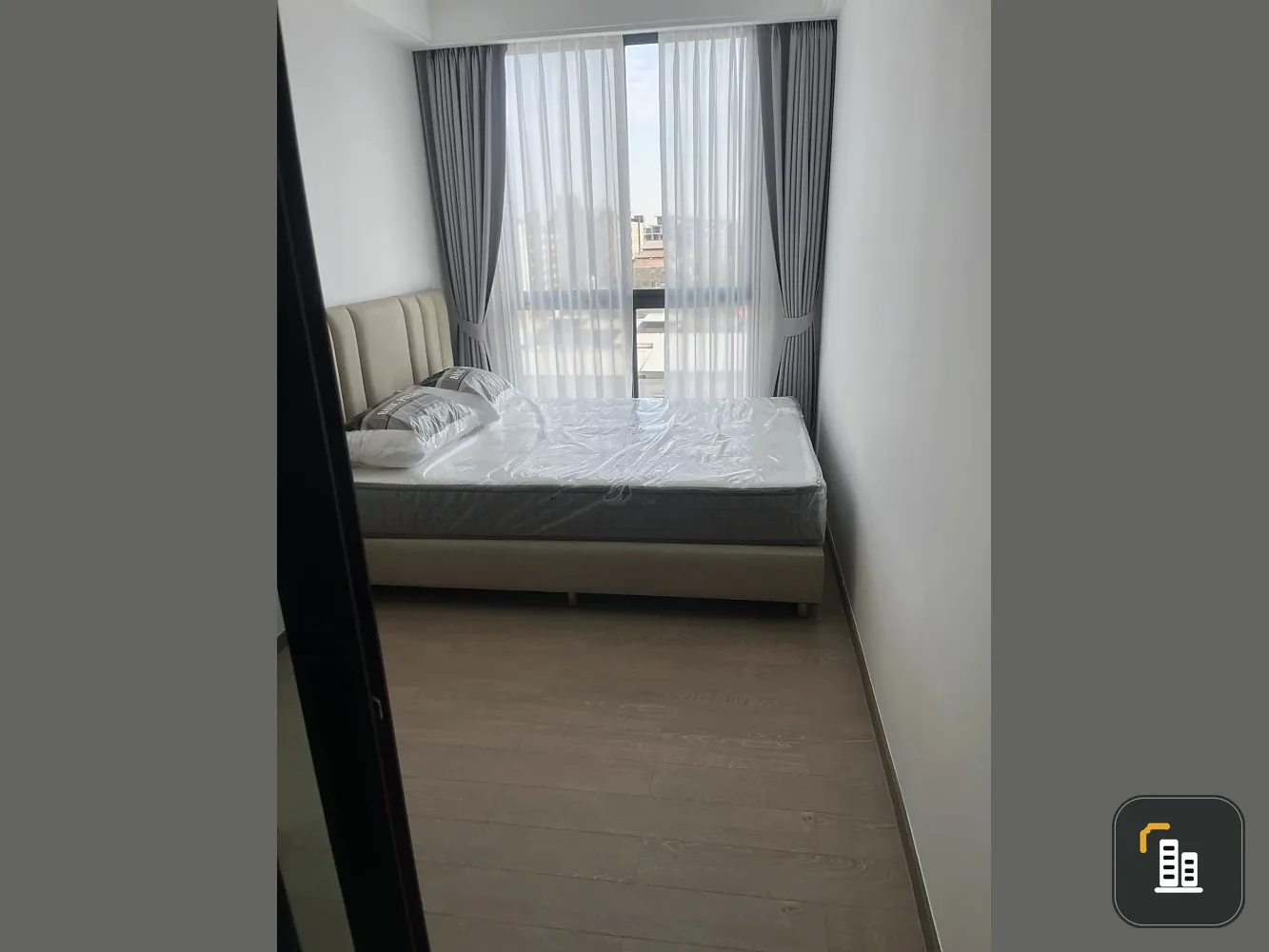 Condo for rent at Regal Srinakarin, 40 units available. Minimalist style decoration, fully furnished. You'll regret missing out!