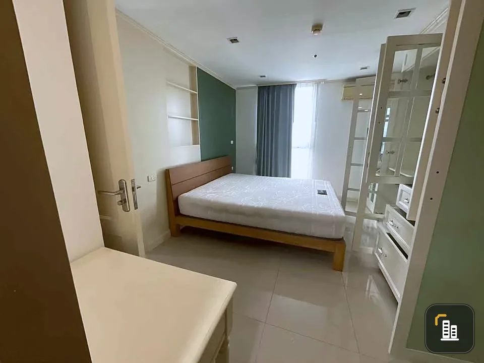 For rent: Haus 23, 20th floor. Beautifully decorated, fully furnished with appliances, spacious balcony with unobstructed view. Book now!