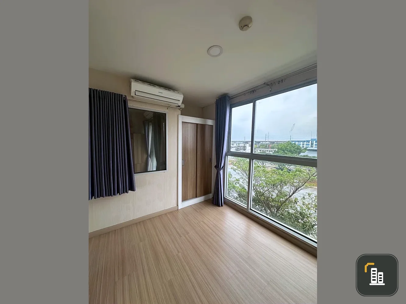 J Condo Rama 2 is now for sale! ++ Unfurnished unit ++ Perfect for those who love decorating! Low floor. Book now!