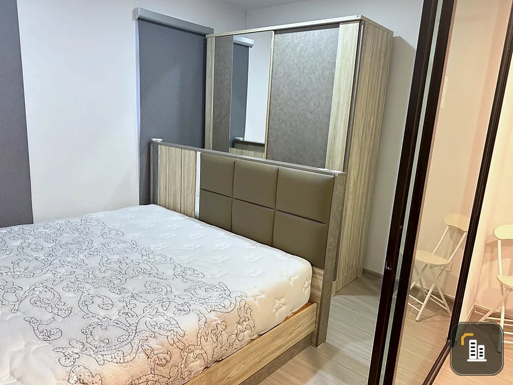 Selling Aspire Asoke - Ratchada 1-bedroom, 1-bathroom unit. Great location, private, fully furnished. Book now!