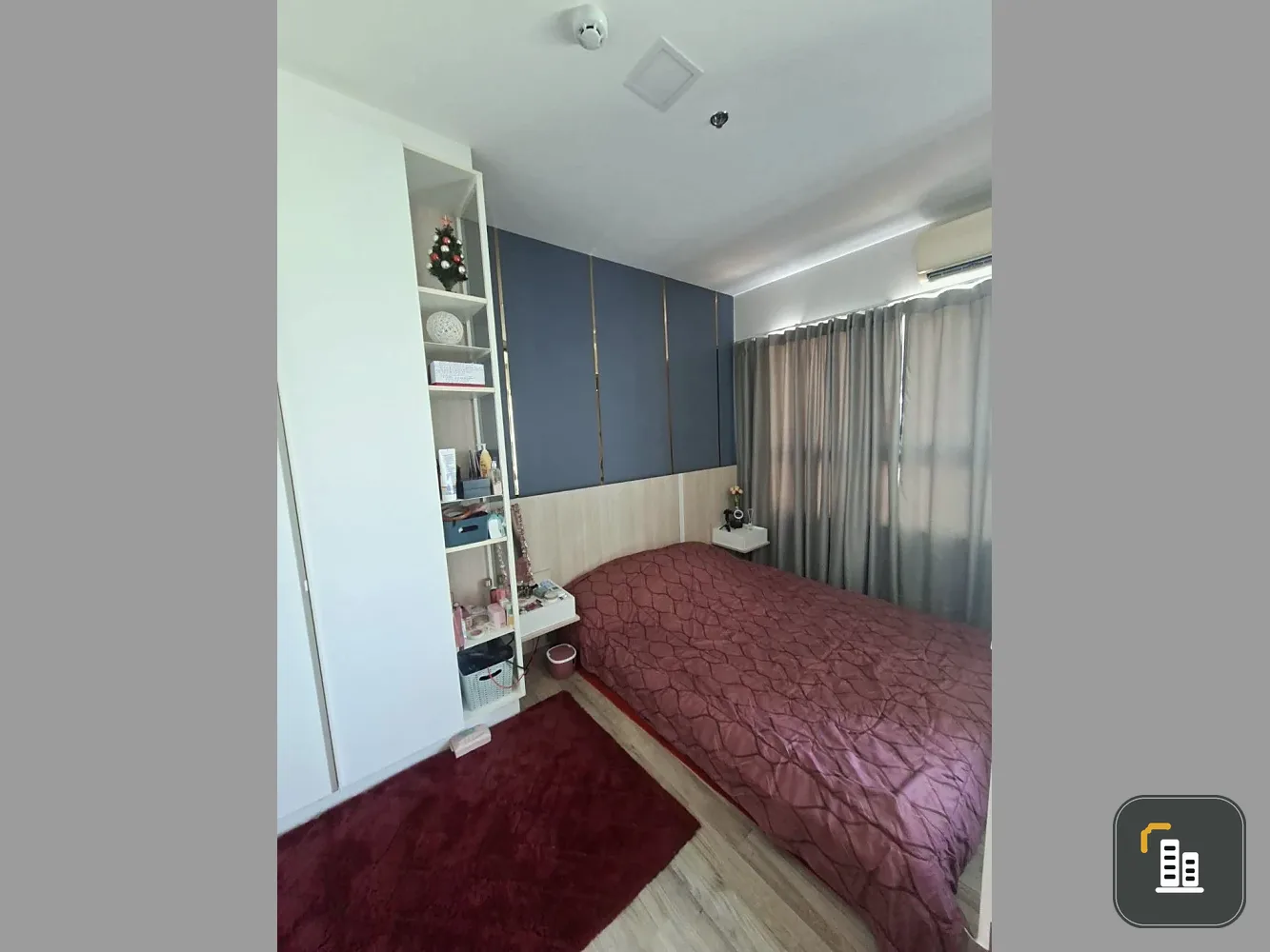 Selling Ease 2 Rama 2 condo, fully furnished with high-quality built-in furniture. Complete amenities. Book now!