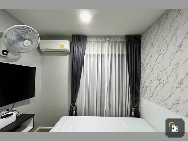 Selling Bleisure Charan 96/1, 2nd floor, fully furnished with appliances. Book now!