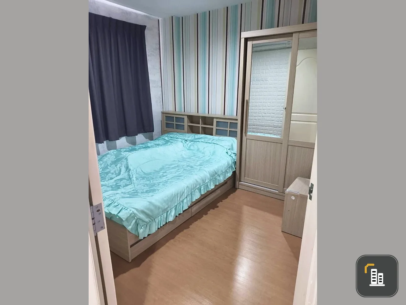 Selling Lumpini Condo Town Rattanathibet. Nice unit, fully furnished, great location, convenient transportation. Book now!