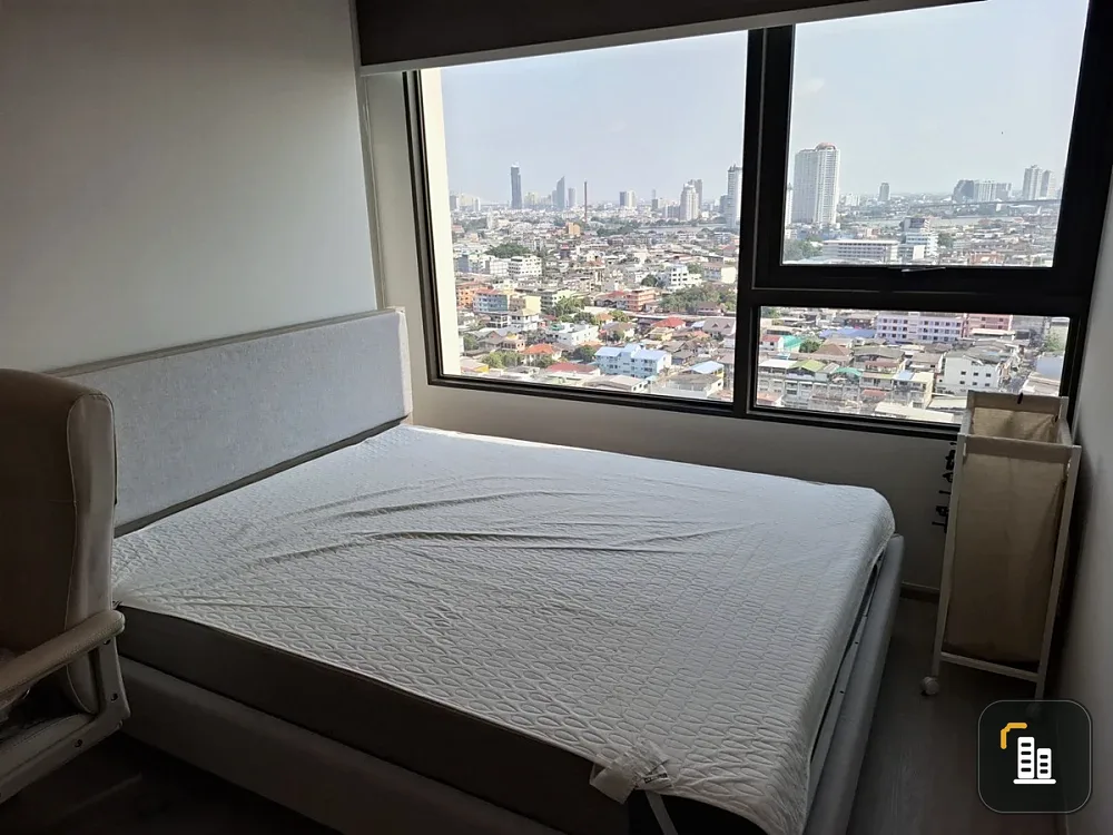 For rent: Reference Sathorn - Wongwianyai, 20th floor, great view, fully furnished. Book now!