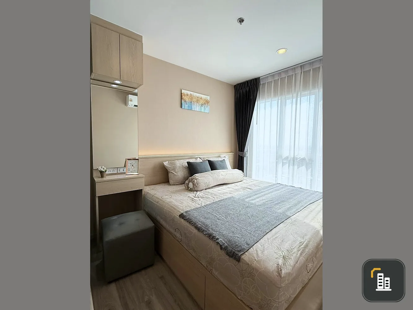 Condo for rent, Regent Bangna. Nicely furnished and ready to move in. High-quality built-in furniture. Amazing price! Book today! Don't miss out!