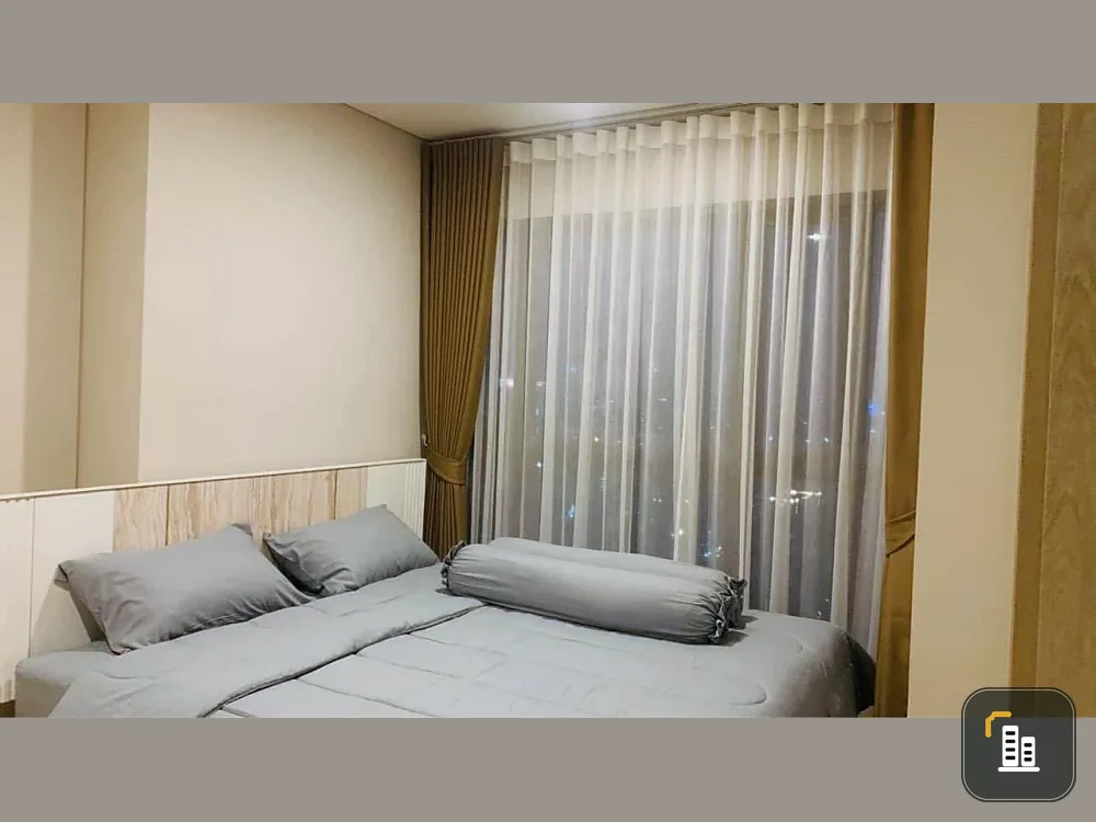 Selling Lumpini Suite Dindaeng-Ratchaprarop, 2 bedrooms, spacious living area, fully furnished. Book now!
