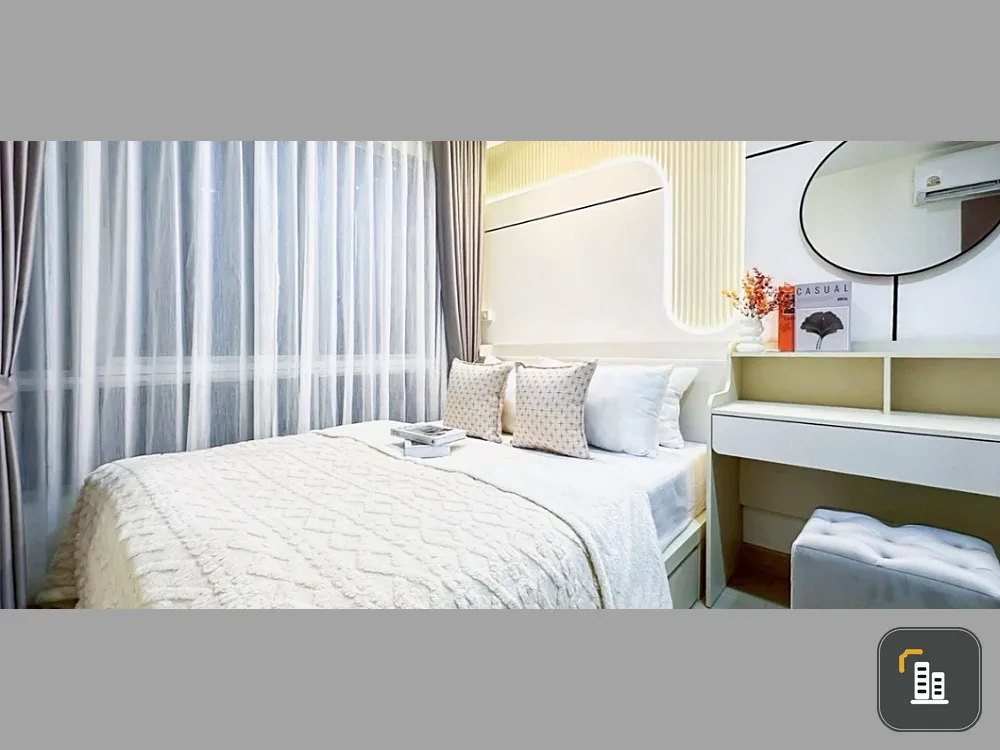 Selling The Base Sukhumvit 77, 8th floor. Beautifully furnished and ready to move in. Book now! Don't miss out!