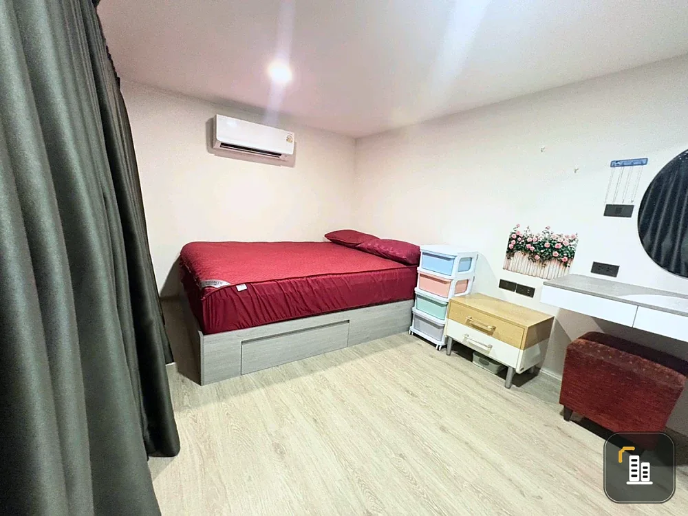 For rent: Origin Plug & Play Sirindhorn Station fully furnished room. Book now!