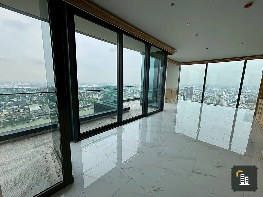 Selling Canapaya Residence Penthouse, a rare unit with stunning panoramic views of the Chao Phraya River. Book now!
