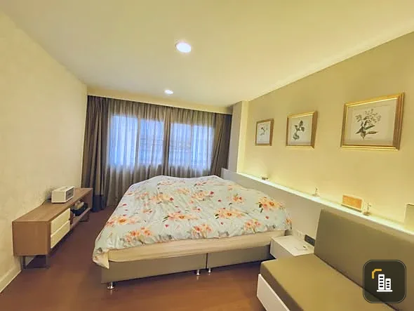 Selling ready-to-move-in, spacious units at One X Sathorn-Narathiwat, complete with balconies. Book now and don't miss out!!!