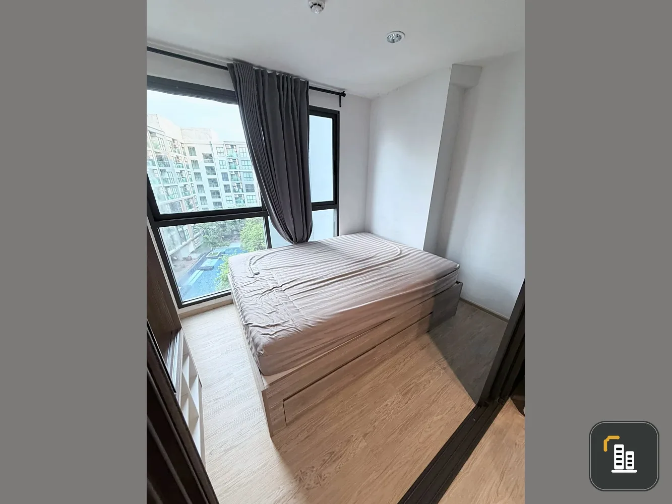 Selling 1-bedroom, 1-bathroom unit at The Excel Hideaway Sukhumvit 50. Prime location with complete amenities. Book now!