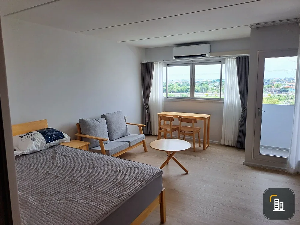 For rent: Mori Condominium, Muang Thong Thani, 9th floor, fully furnished, very livable. Book now!