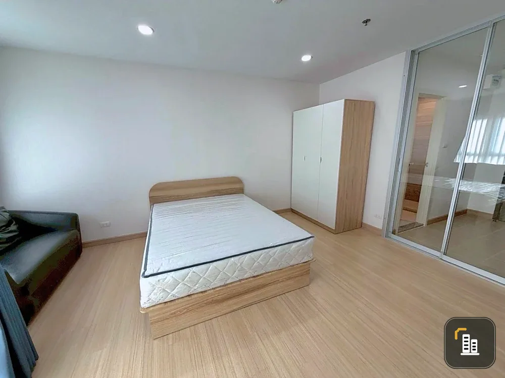For rent: Supalai Veranda Sukhumvit 117, 32nd floor. High floor, beautiful unobstructed view. Book now!