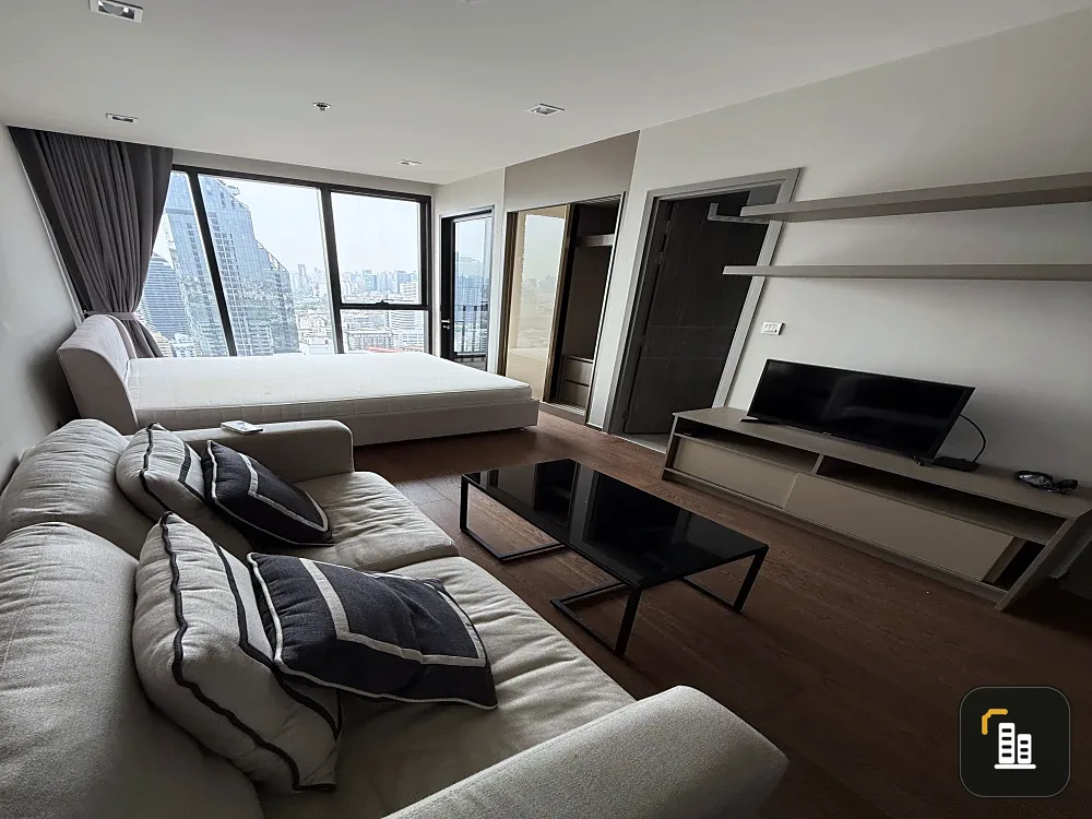For rent: Ideo Q Victory, 29th floor. Nice unit with great view, fully furnished. Book now! Don't miss out!