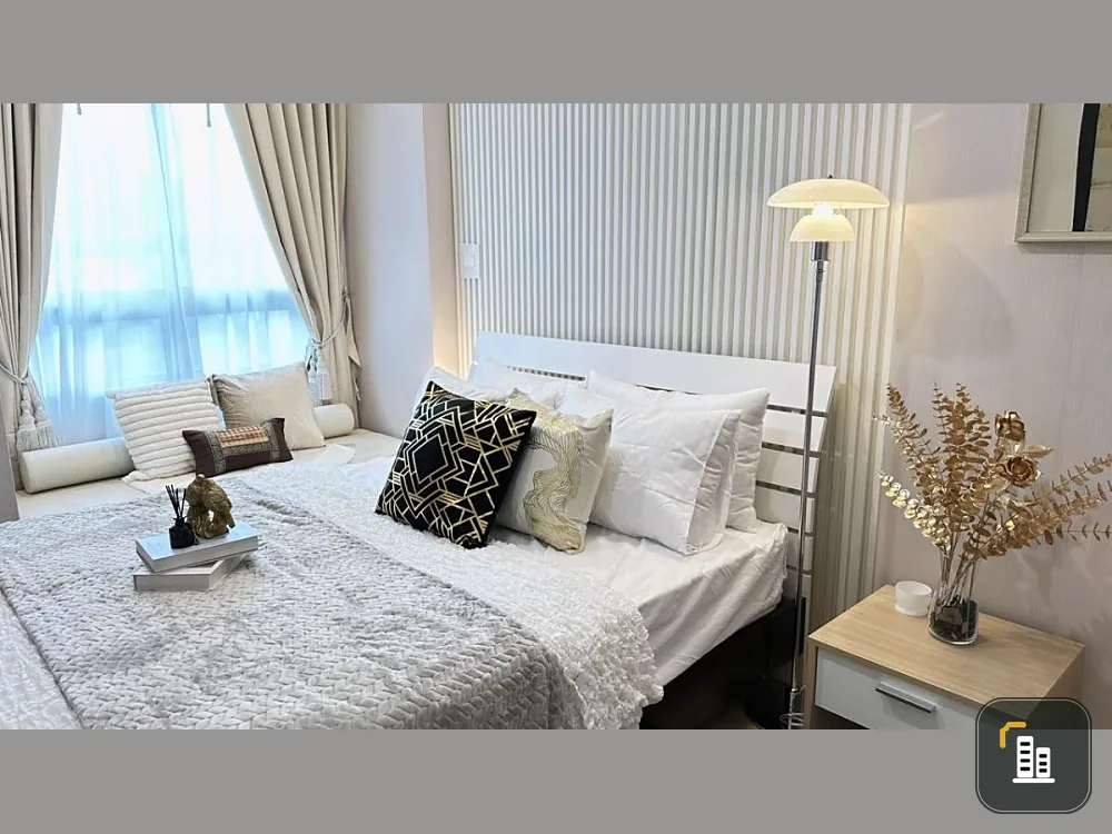 Selling Centric Scene Ratchavipha, 5th floor, fully furnished unit, ready to move in. Interested? Book now! Don't miss out!