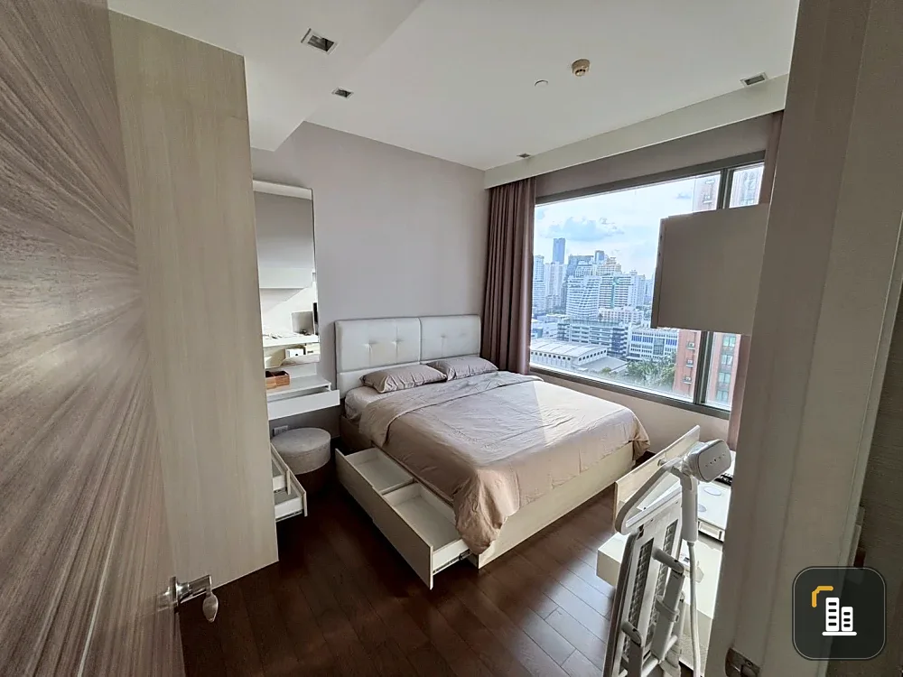 Q Asoke condo for rent, 17th floor, city view, fully furnished. Book now!