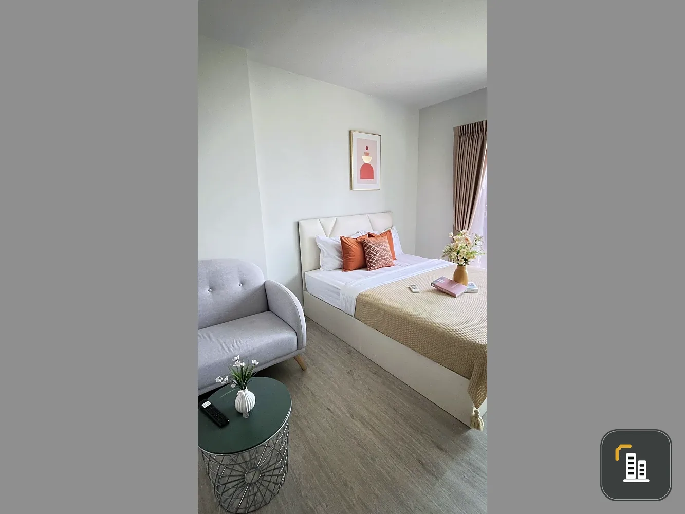 For rent: Metro Sky Wutthakat, 22nd floor. Beautiful room, fully furnished. Book now!