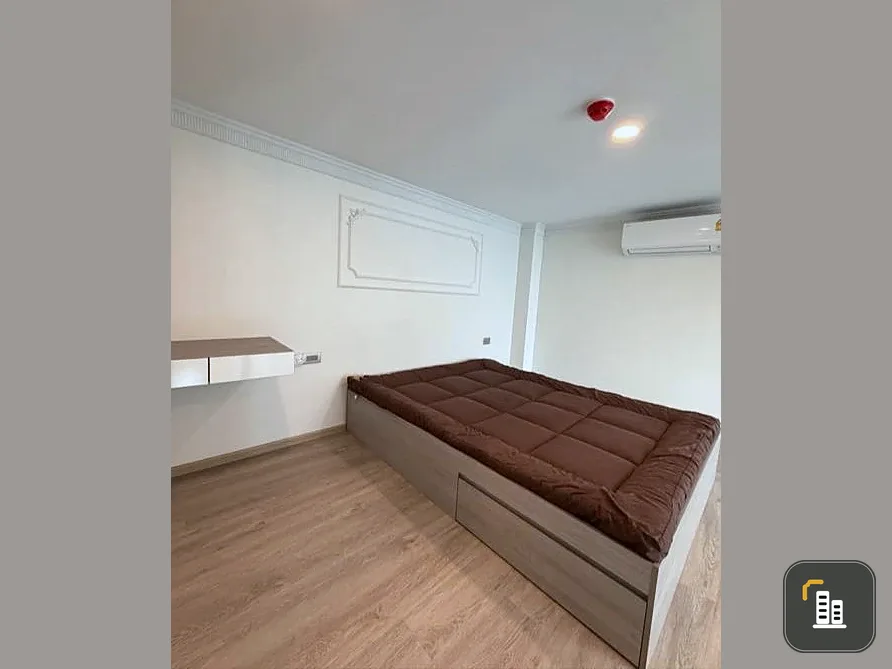 Spacious and comfortable room for rent at Origin Plug & Play Nonthaburi Station, fully furnished. Book now!