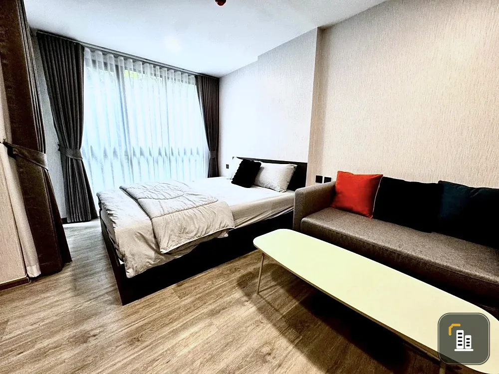 For rent: ATMOZ Palacio Ladprao-Wanghin. Fully furnished and ready to move in. Complete premium appliances. Don't miss out!