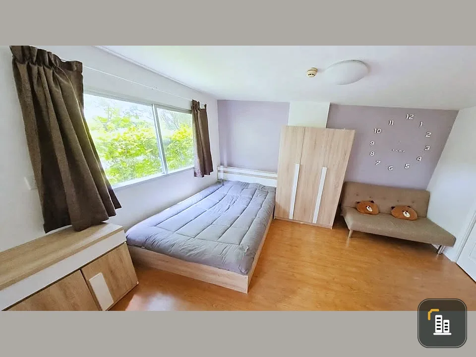 For sale: Lumpini Mix Theparak-Srinakarin condo. Nice unit, fully furnished. Just bring your belongings and move in!