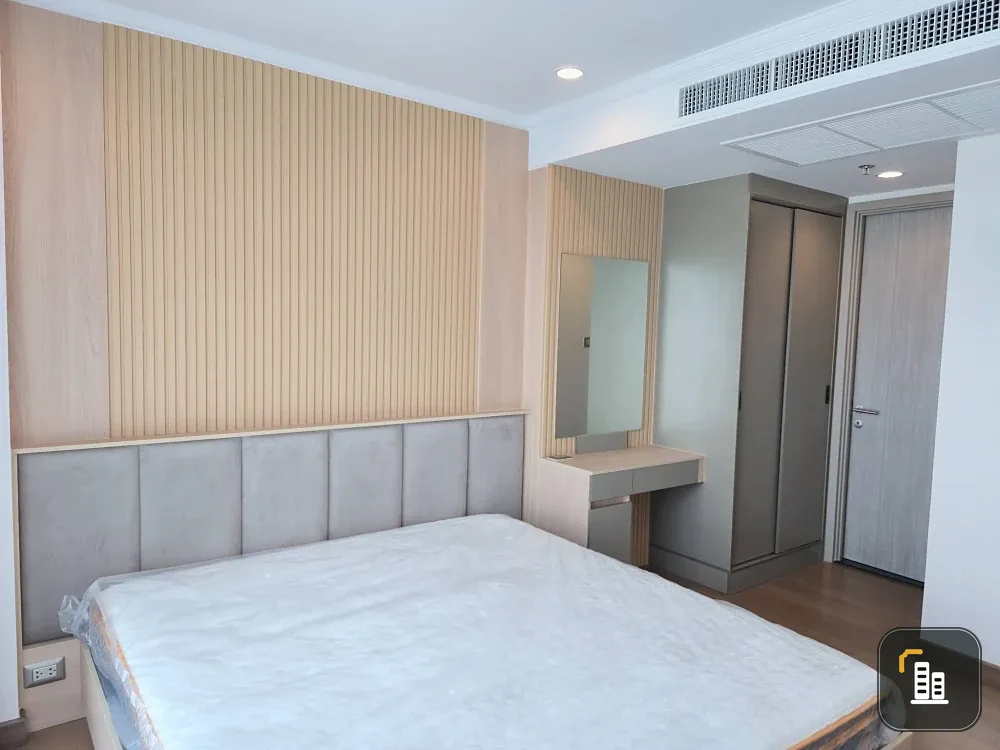 For rent: Supalai Oriental Sukhumvit 39, beautifully decorated unit with a coordinated color scheme, in a prime location, fully furnished. Book now!