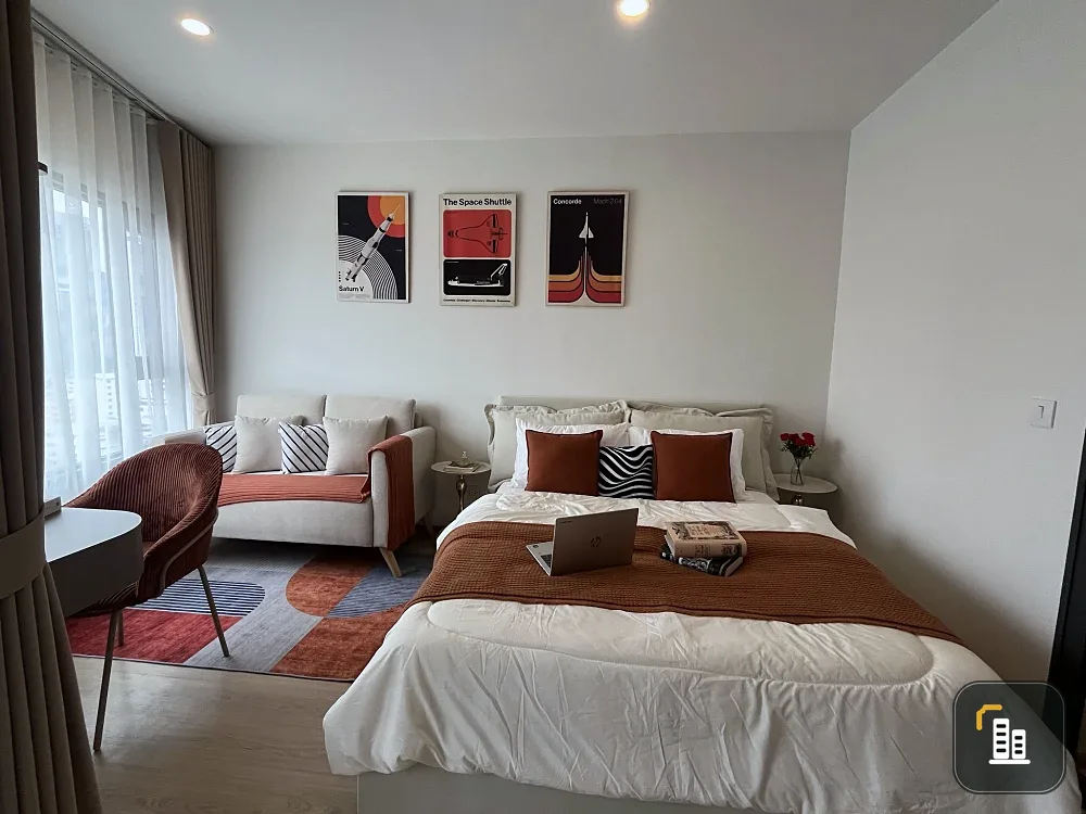 For rent: Life Rama 4 - Asoke, 14th floor, unobstructed view (180-degree view), fully furnished, move-in ready.