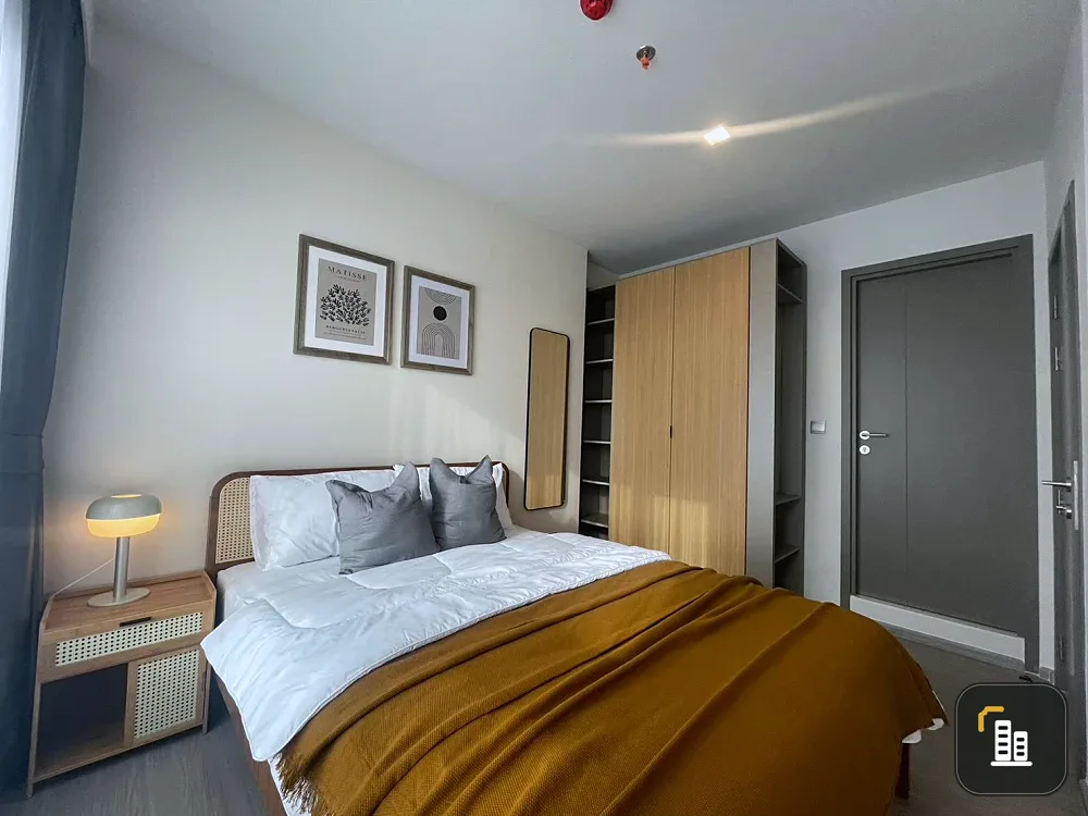 For rent: Life Asoke Hype, high floor unit, fully furnished, spacious and comfortable. Book now!