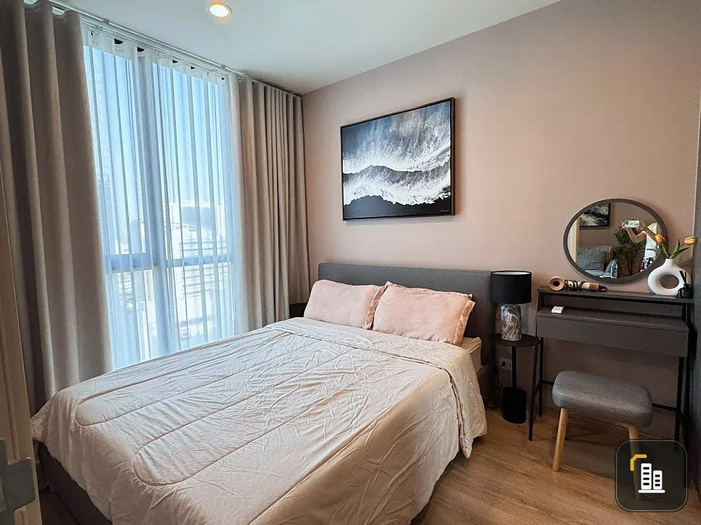 Condo for rent at Noble Nue District R9, 25th floor. High floor with stunning views. Fully furnished. Book now, don't miss out!