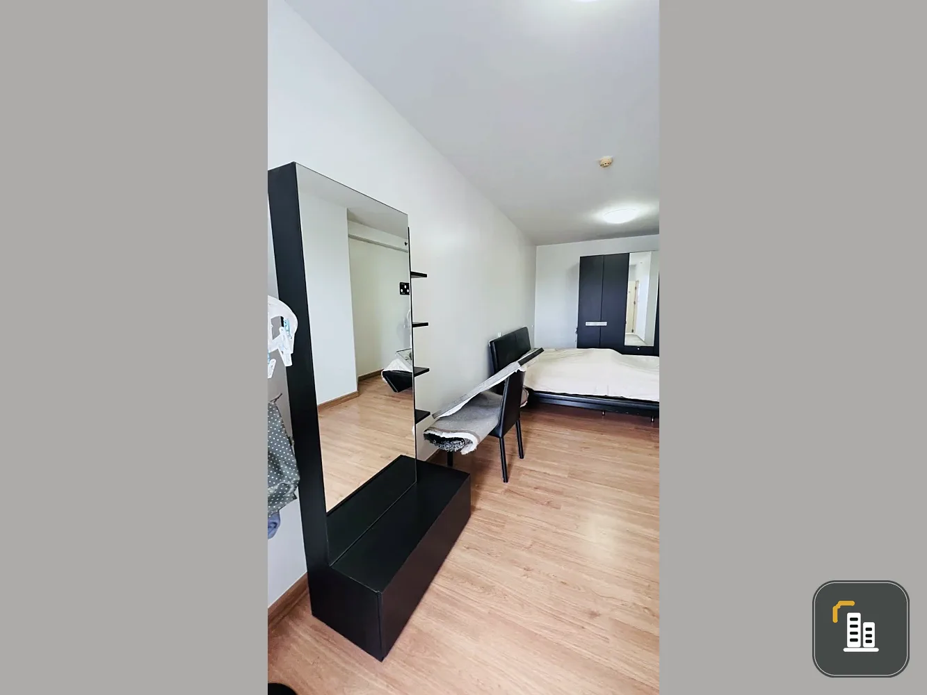 Urgent Sale: Supalai Park Kaset Condo