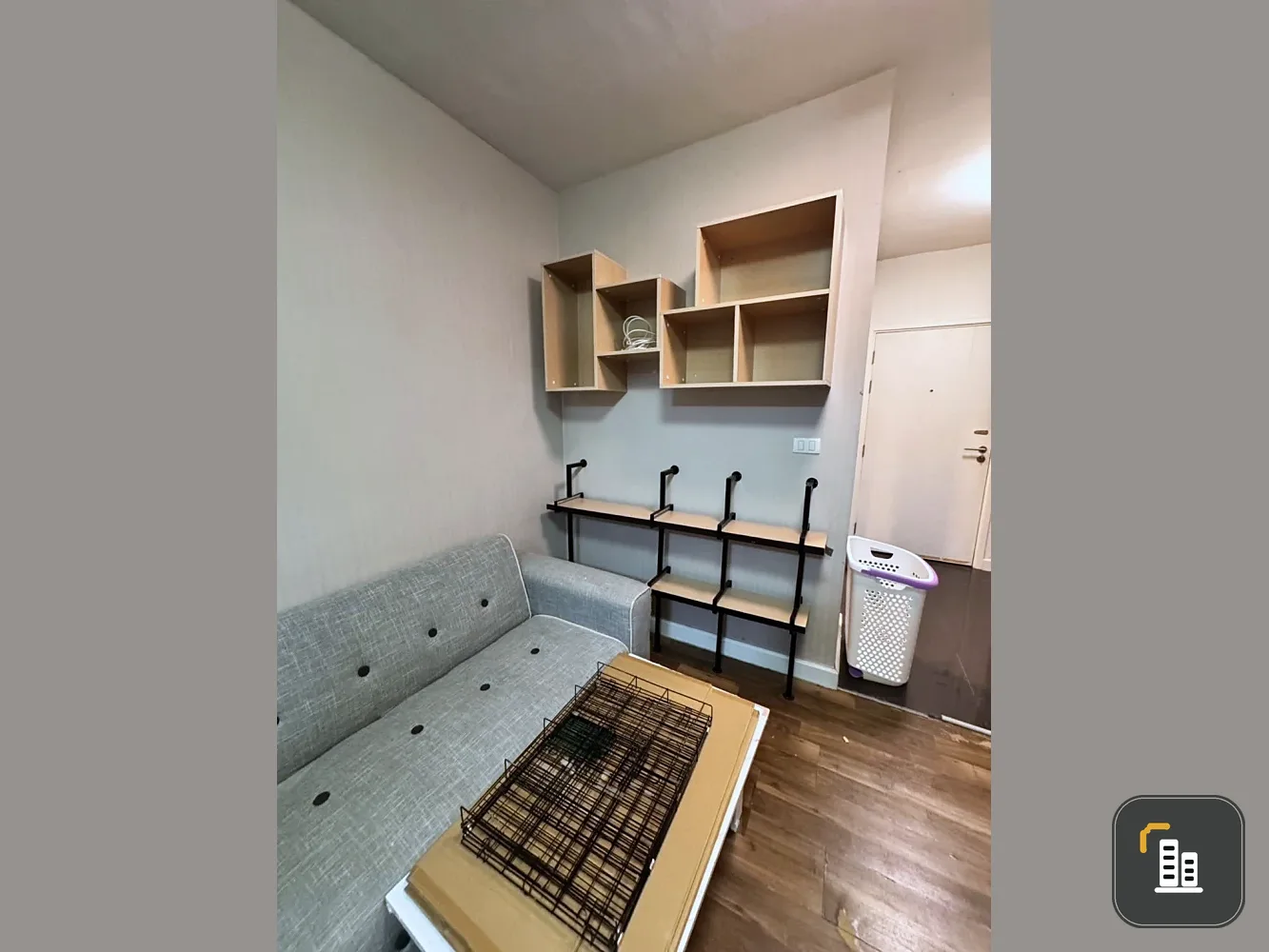 Urgent sale! A Space Me Sukhumvit 77 condo, ready to move in, clearly partitioned rooms, amazing price. You can't miss this!