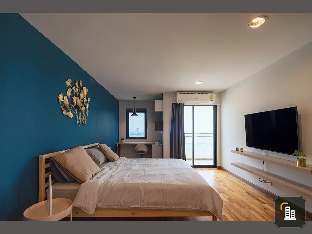 Condo for Rent: Sarin Place