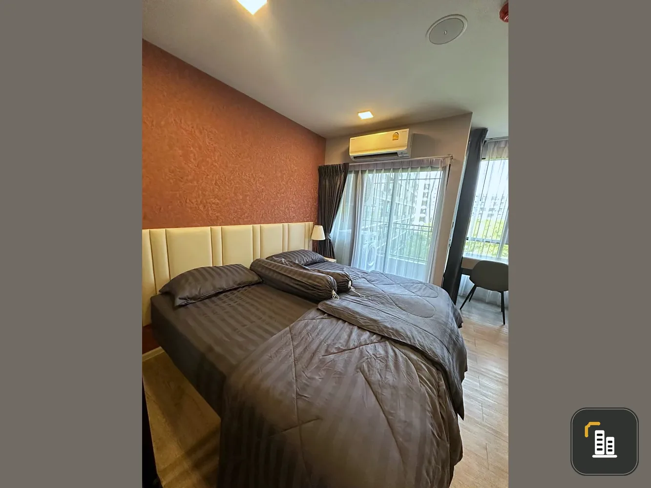 Selling Kave Ava condo, 5th floor. Fully furnished with built-in furniture and complete appliances. Don't miss this great deal!
