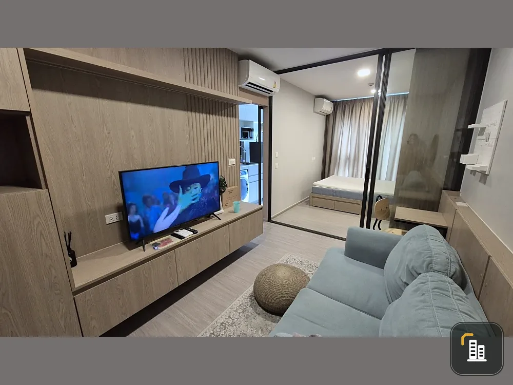 For rent: The Privacy S101, 2nd floor, fully furnished, ready to move in. Book now!
