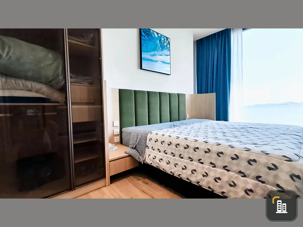 For rent: Arom Wongamat Condominium, 17th floor, sea view, fully furnished, very livable. Book now, don't wait!